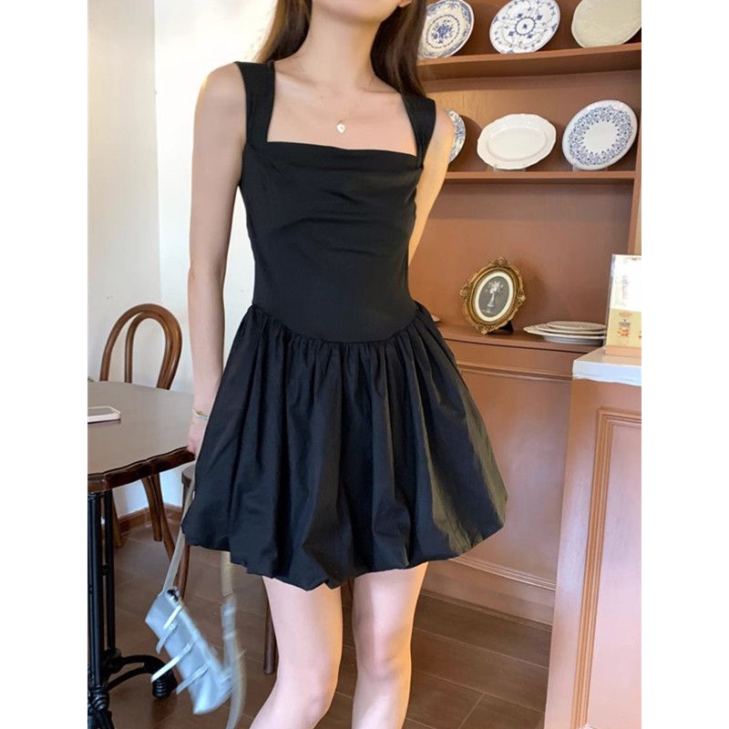 French style short skirt with sleeveless waist